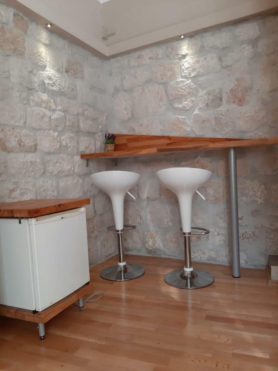 Carol Rooms Trogir Eksteriør billede