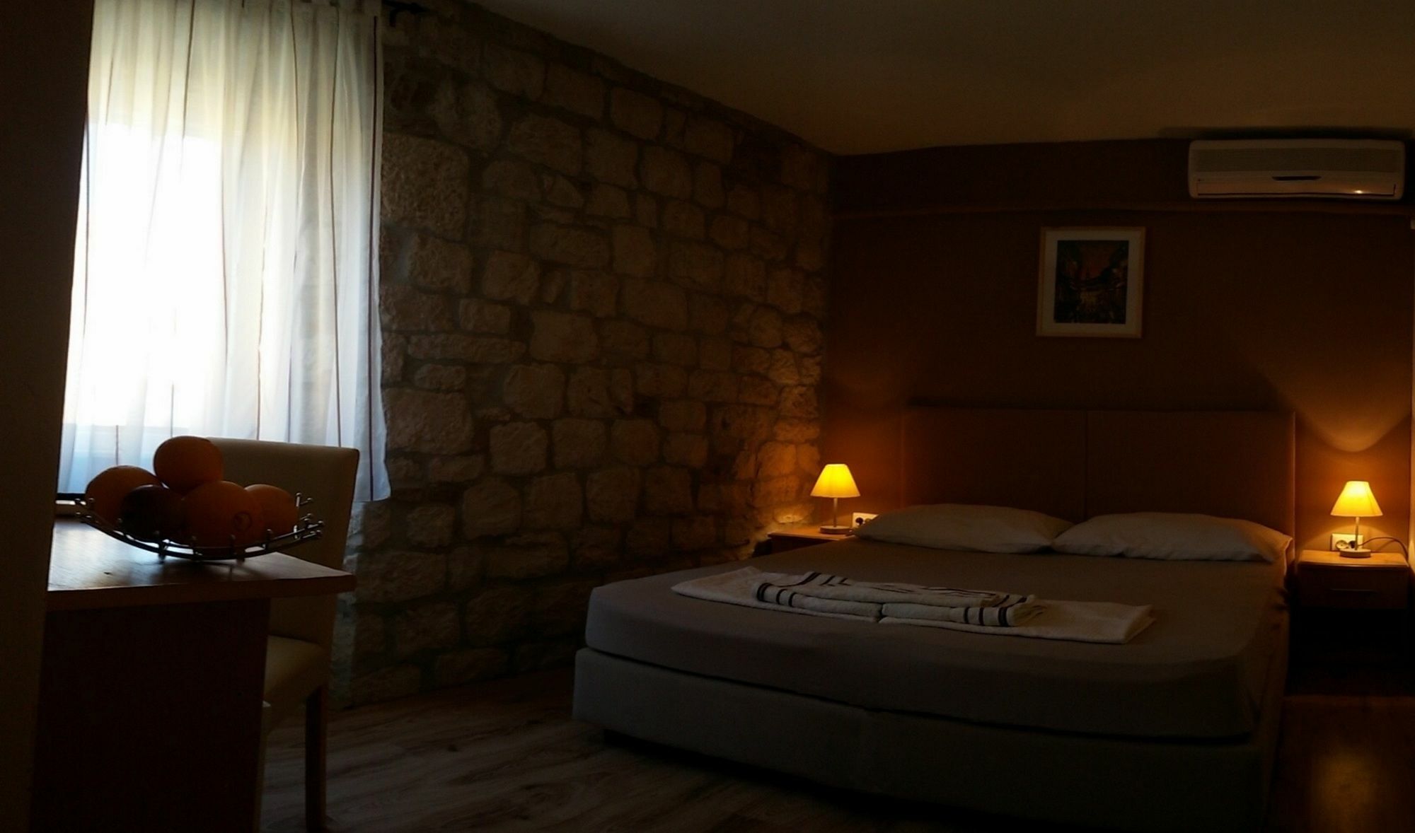 Carol Rooms Trogir Eksteriør billede